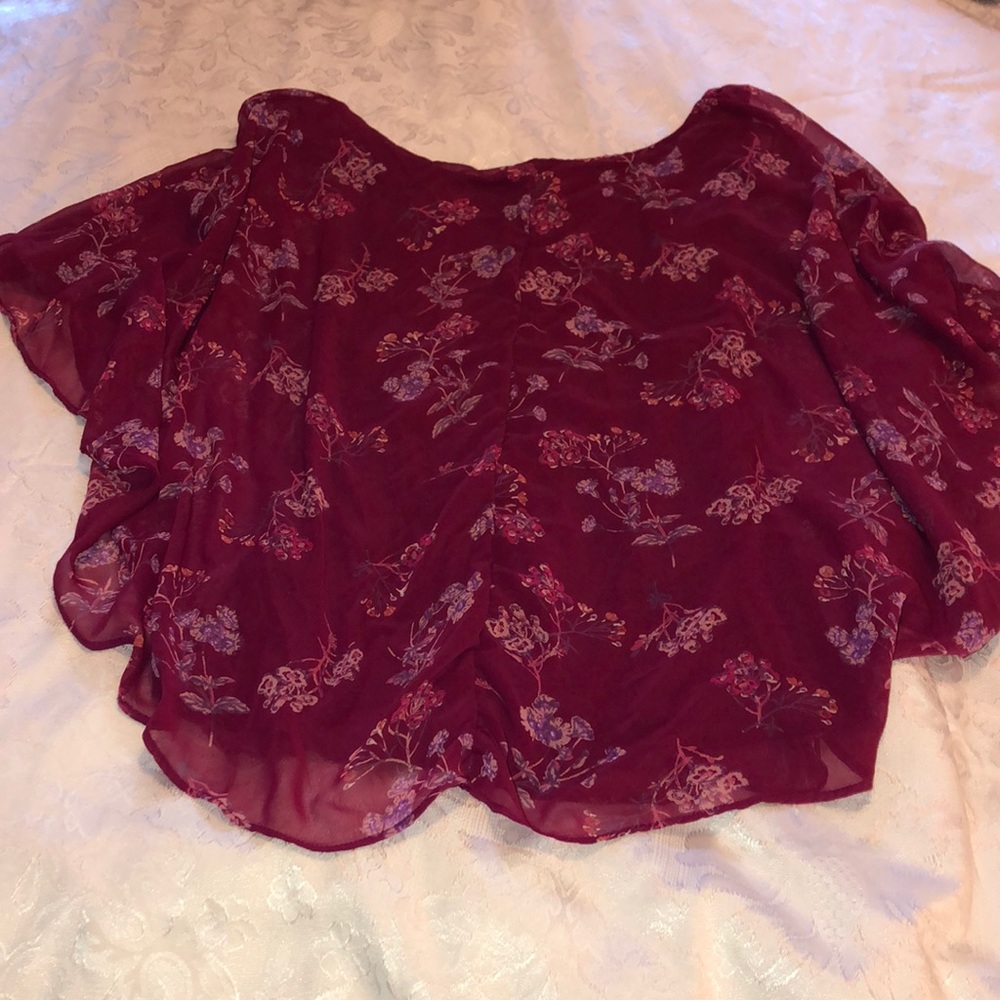 Lauren Conrad sheer overlay floral top size XS - Picture 5 of 5